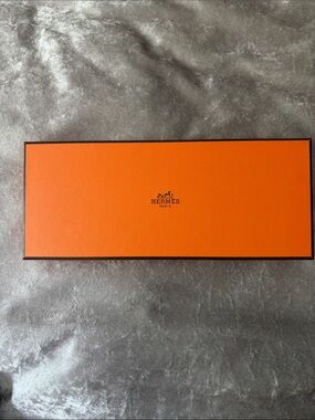 Hermes Orange Box with Logo